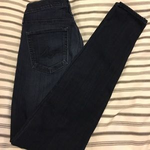 SOLD! AG Farrah Skinny High Rise 27